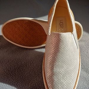 UGG AUSTRALIA Women's Adley Perf Stardust Sneaker